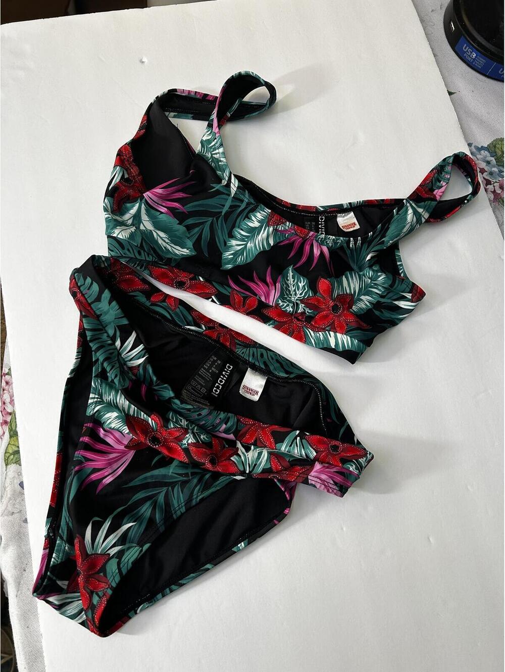 H&M Divided x Stranger Things Floral Print Bikini Set Size 6